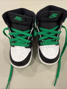 Nike Kids High-Top Sneakers in Black, White & Green